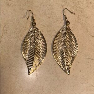 Leaf Hanging Earrings